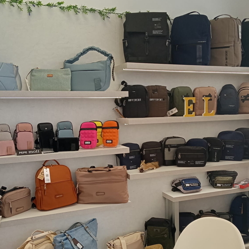 Interior de la tienda 3