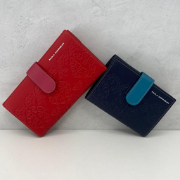 Imagen representativa de las carteras de la marca Paola Dominguín