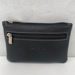 Imagen representativa de las carteras de la marca Piel Nature